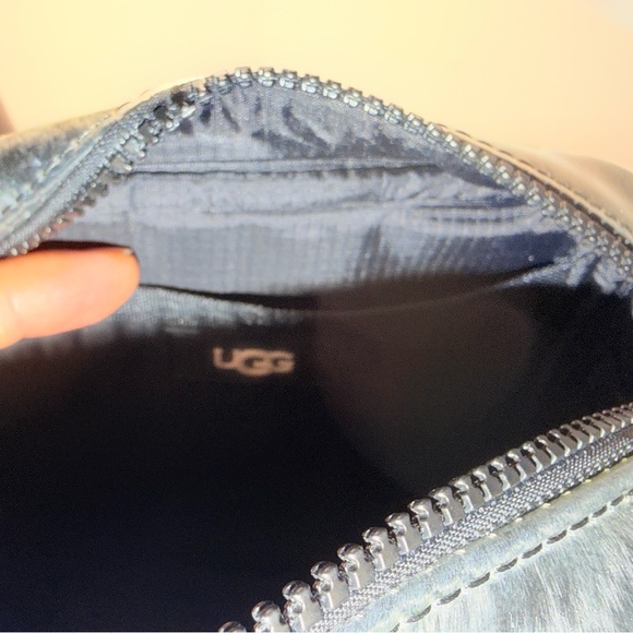 UGG Tan and Black Camo Crossbody Bag - Picture 5 of 8